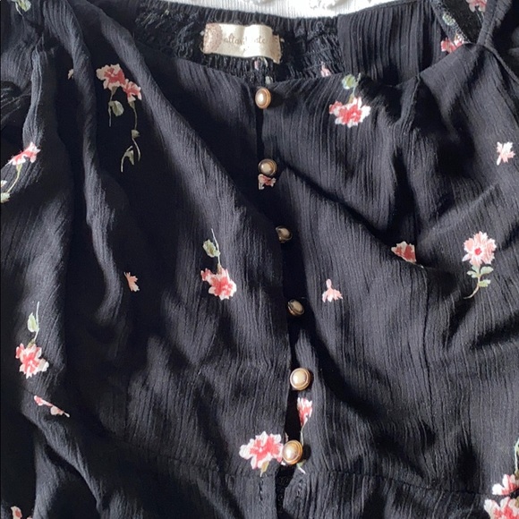 Off the shoulder crop top - Picture 2 of 2